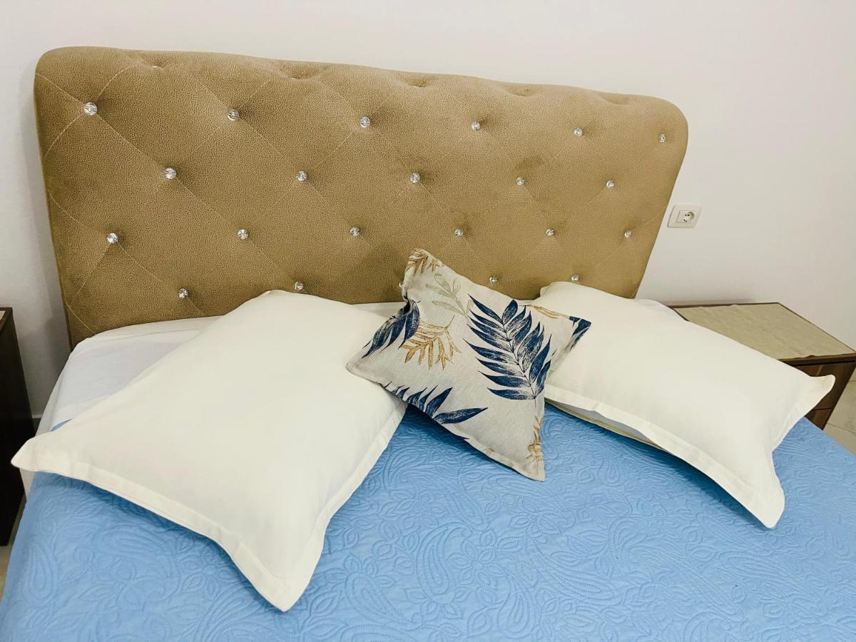 Kred Hotel Orikum Kültér fotó