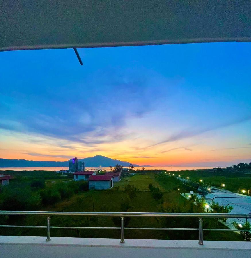 Kred Hotel Orikum Kültér fotó
