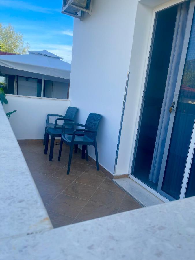 Kred Hotel Orikum Kültér fotó