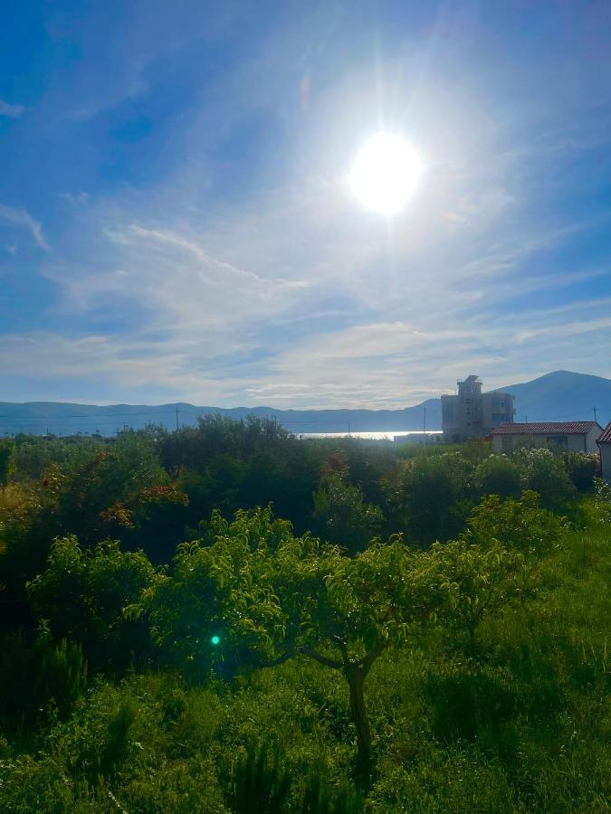 Kred Hotel Orikum Kültér fotó